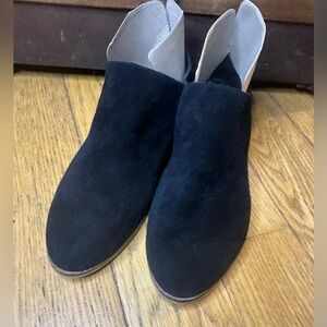 Hibou - Women’s Black Suede Slip On Booties - Size 7.5